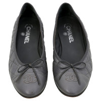 Chanel Ballerinas in Grau