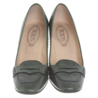 Tod's pumps in green