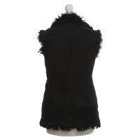 Closed Lambskin vest in black