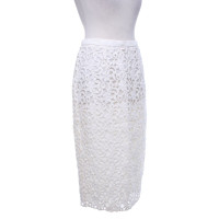 Burberry Lace skirt in creamy white
