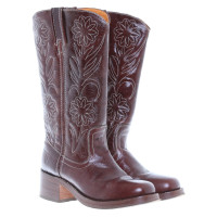 Frye The cowboy-style boots