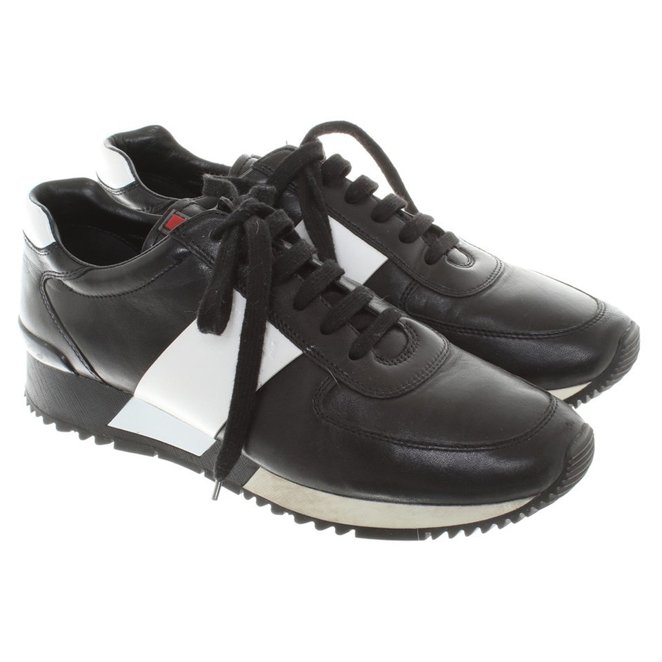 Prada Sneaker en noir / blanc