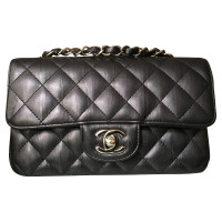 Chanel Classic Flap Bag Mini Rectangle in Pelle in Nero