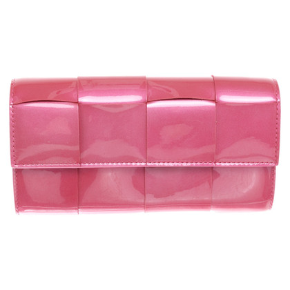 Bottega Veneta Täschchen/Portemonnaie aus Lackleder in Rosa / Pink