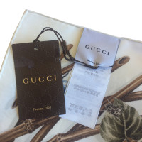 Gucci Foulard fiorito variopinto