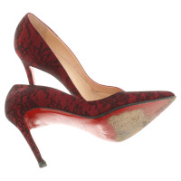 Christian Louboutin pumps a Bordeaux