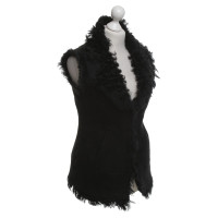 Closed Lambskin vest in black