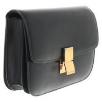 Céline Classic Bag Medium aus Leder in Schwarz