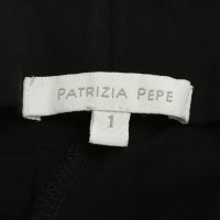 Patrizia Pepe Mini-skirt in black