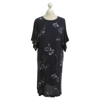 Ganni Oversize Kleid mit floralem Print