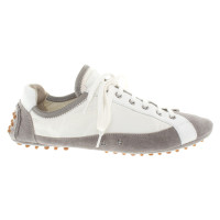 Car Shoe Sneaker in Gray / White