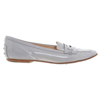 Tod's Slippers/Ballerinas Patent leather in Grey