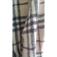 Burberry Scarf/Shawl Wool in Beige