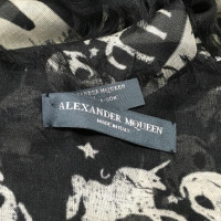 Alexander McQueen Cloth with skull print