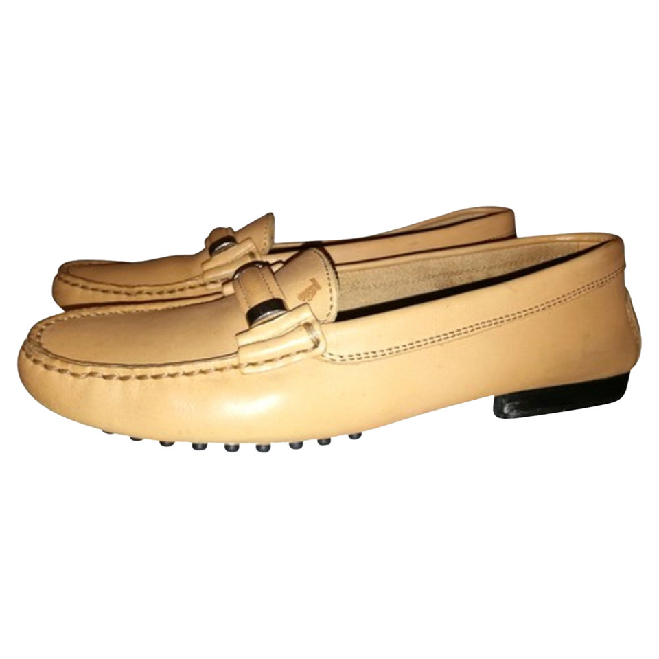 Tod's Slipper/Ballerinas aus Leder in Beige