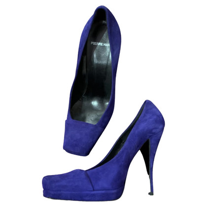 Pierre Hardy Pumps/Peeptoes Suede in Violet