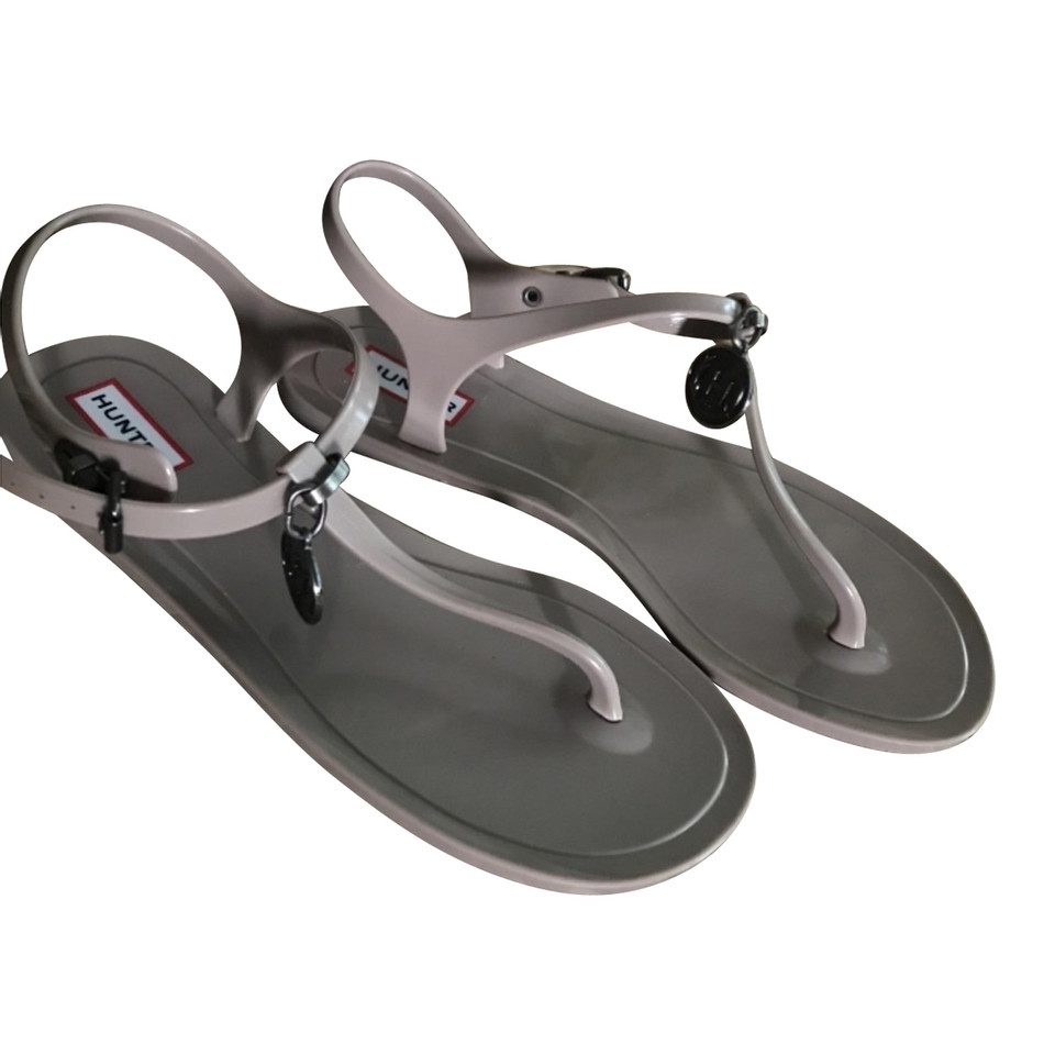 Hunter Sandals in Taupe