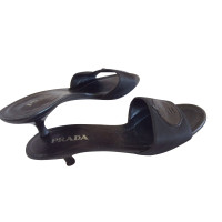 Prada Sandalen aus Leder in Schwarz