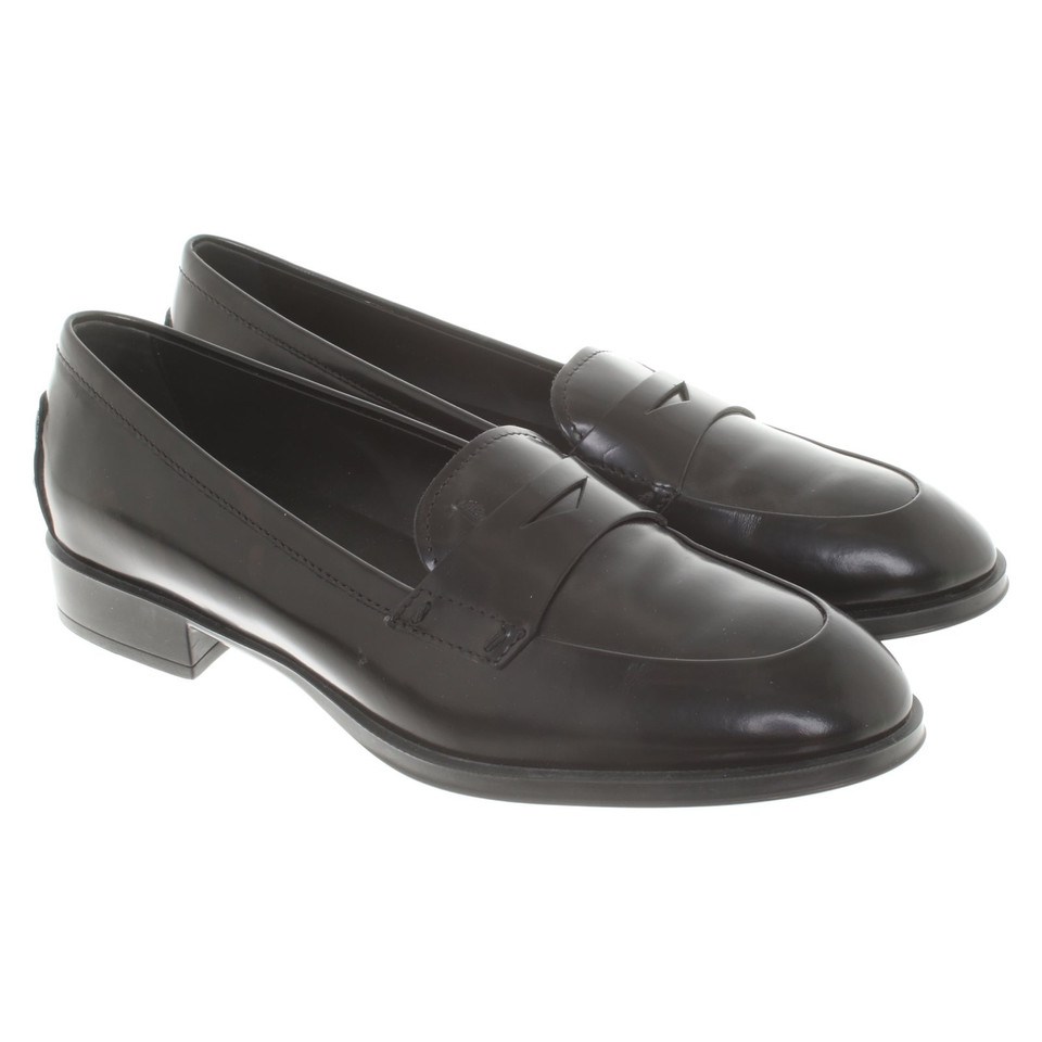 Tod's Loafers in zwart