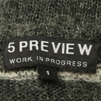 5 Preview pull-over