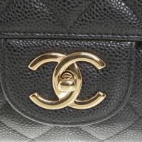 Chanel "Maxi Double Flap Bag" van kaviaar leder