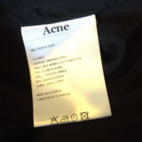Acne skirt