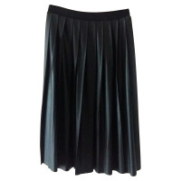 Max & Co Pleated skirt in black