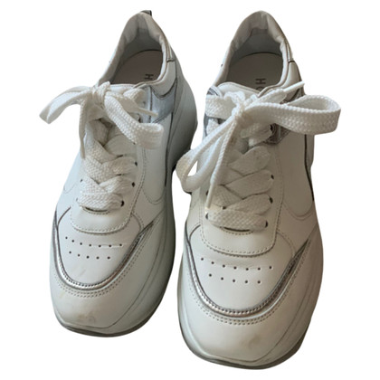 Hogan Sneakers aus Leder in Weiß