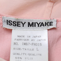 Issey Miyake Kleid in Nude