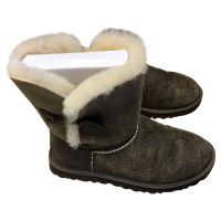 Ugg Australia stivali