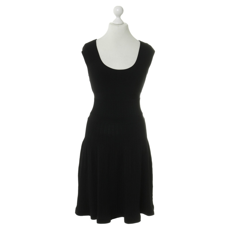 Issa Gebreide jurk in zwart
