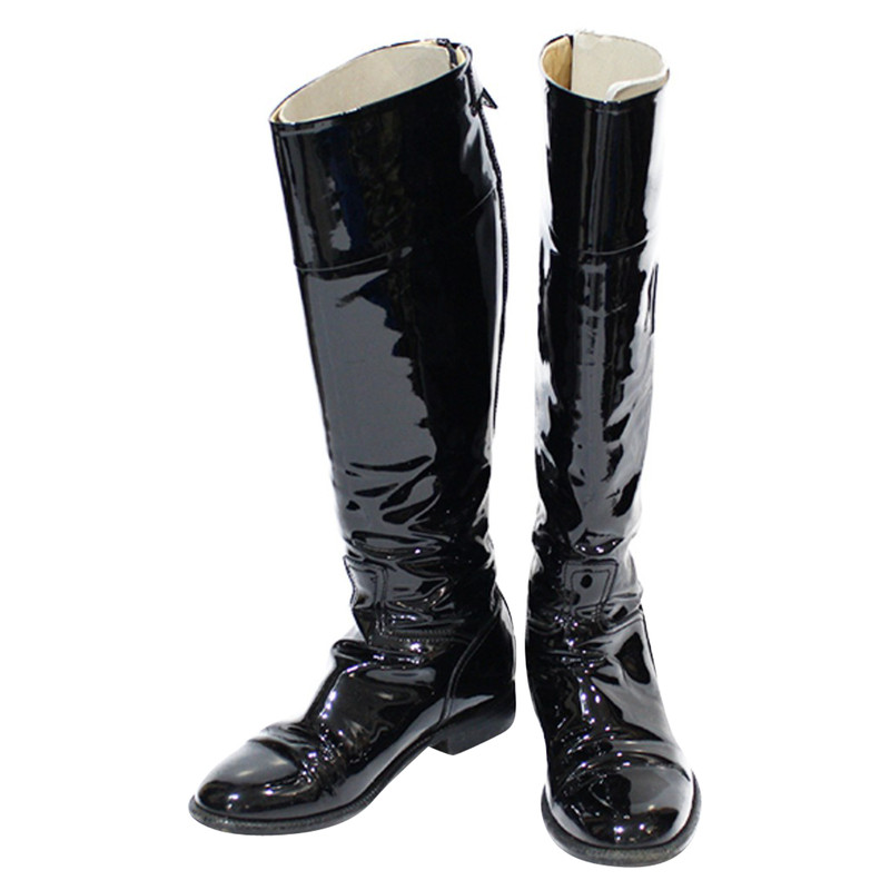 Chanel Boots Patent leather in Black 