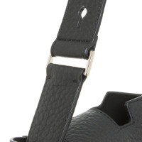 Andere Marke Handtasche aus Leder in Schwarz
