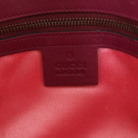 Gucci GG Marmont Flap Bag Normal in Fucsia