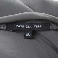 Patrizia Pepe Seidenkleid in Grau