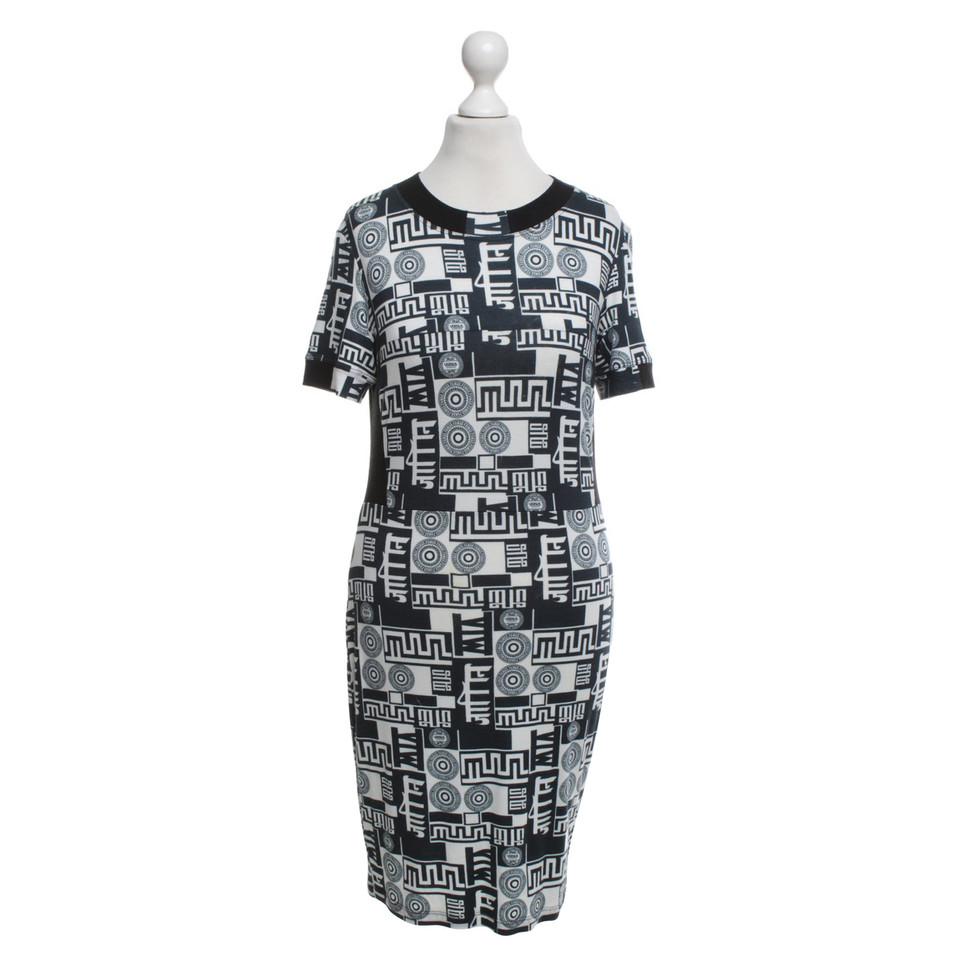 Versus Dress with pattern