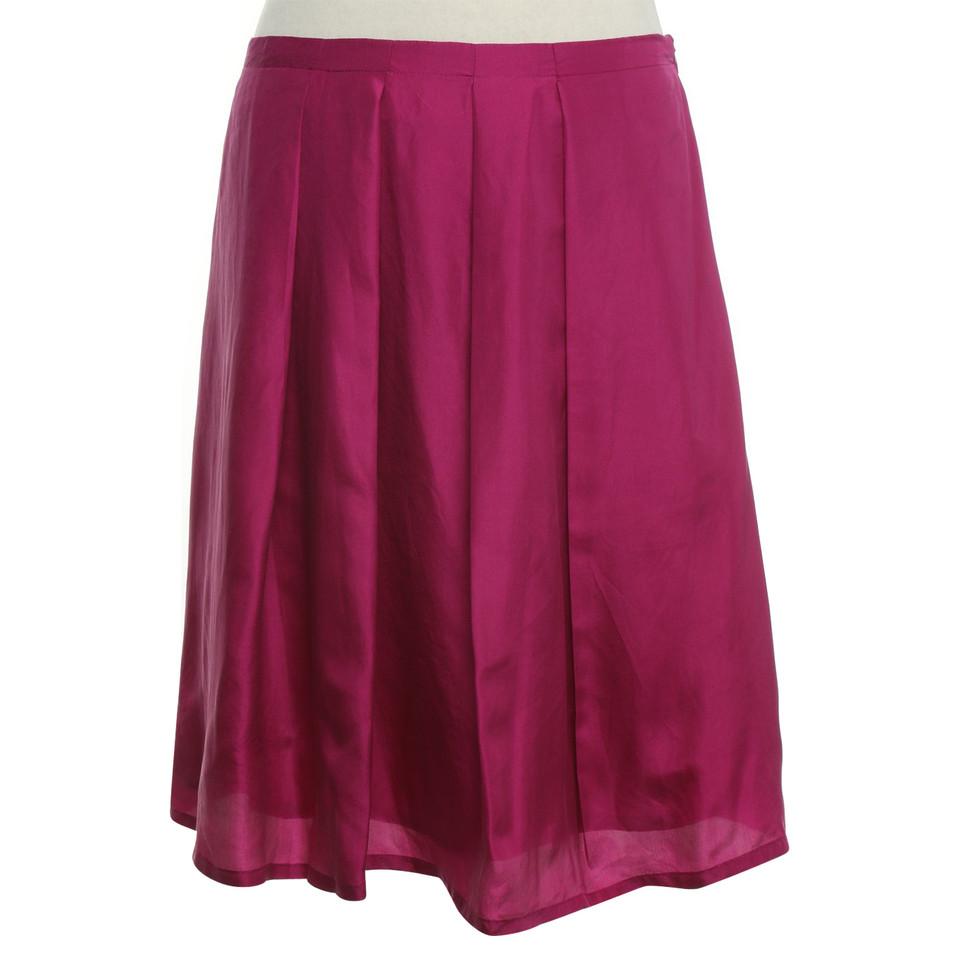 Tara Jarmon skirt in pink