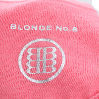 Blonde No8 Strick