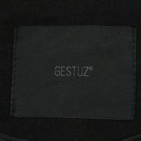 Gestuz Giacca/Cappotto in Nero