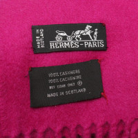 Hermès Cashmere scarf in fuchsia