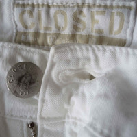 Closed Pants