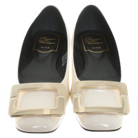 Roger Vivier Slippers/Ballerinas Patent leather in Cream