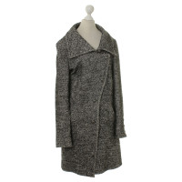 Drykorn Coat in black and white