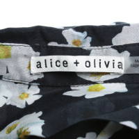 Alice + Olivia Bluse mit floralem Print