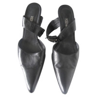 Kenzo Slipper/Ballerinas aus Leder in Schwarz