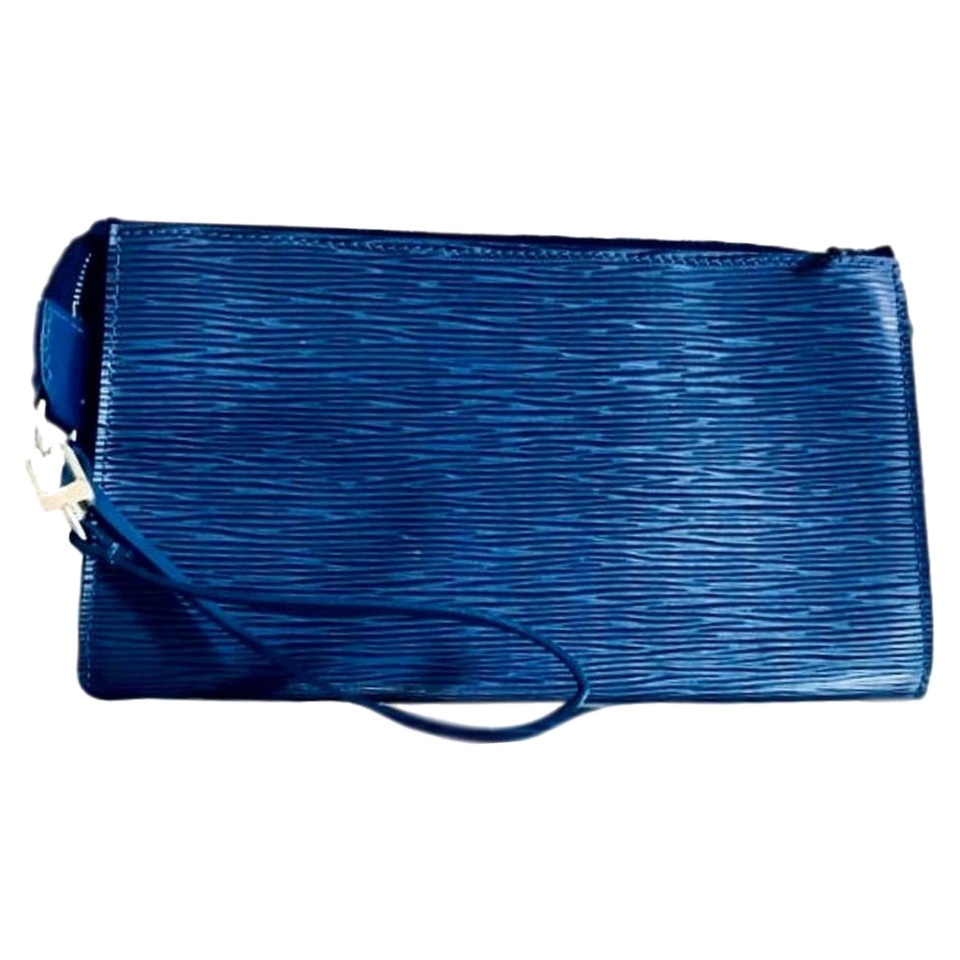 Louis Vuitton Clutch Bag Leather in Blue