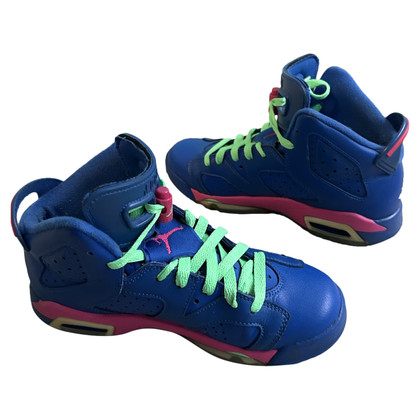 Jordan Chaussures de sport en Cuir en Bleu
