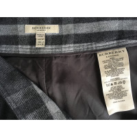Burberry Rock aus Wolle in Grau