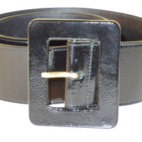 Yves Saint Laurent Patent leather belt in black