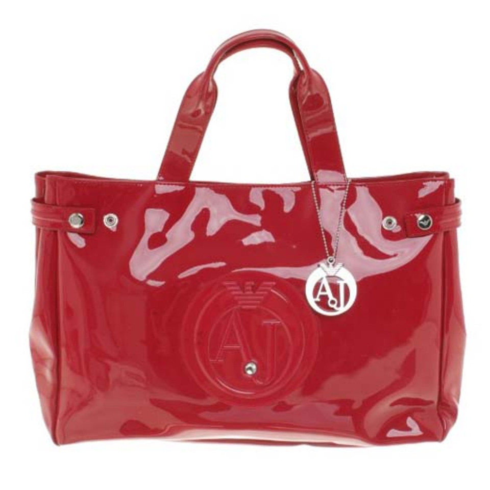 Armani Shoppers in red